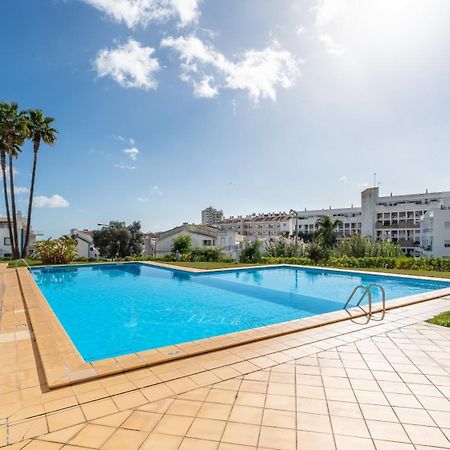 Sunny Retreat With Pool And Balcony By Lovelystay アルブフェイラ エクステリア 写真